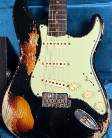 Fender Custom Shop 63 Stratocaster Super Heavy Relic SUper Faded Aged Black